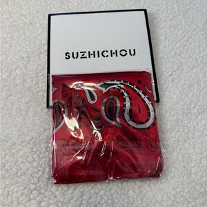 Suzhichou Red Polyester Scarf Black and Grey Paisley Print
